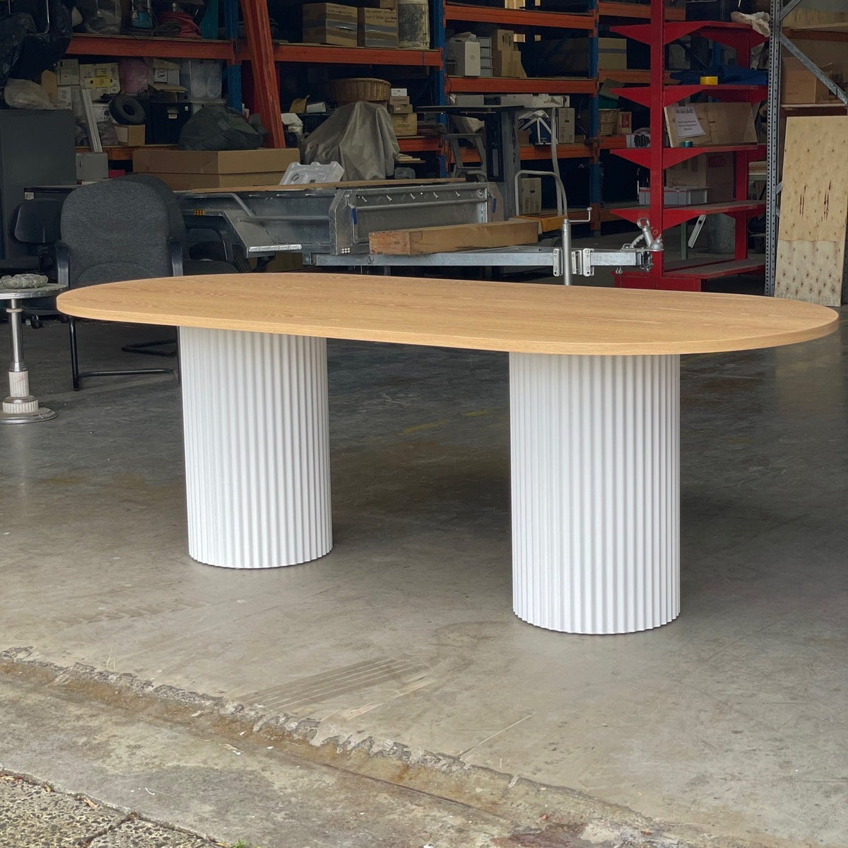Ridge Oval Dining Table (Double Column) – Beeline Design